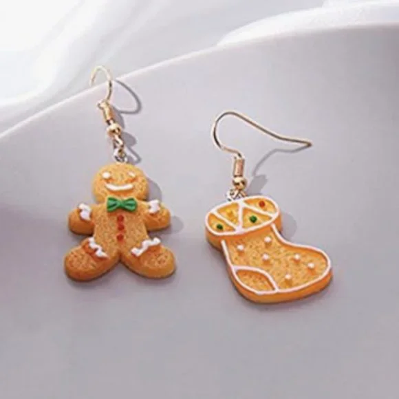 Gingerbread Earrings - Picture 7 of 7